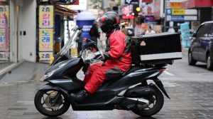 delivery-scooter-drivers