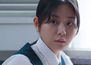 What Is The Story Of “Friendly Rivalry” About?